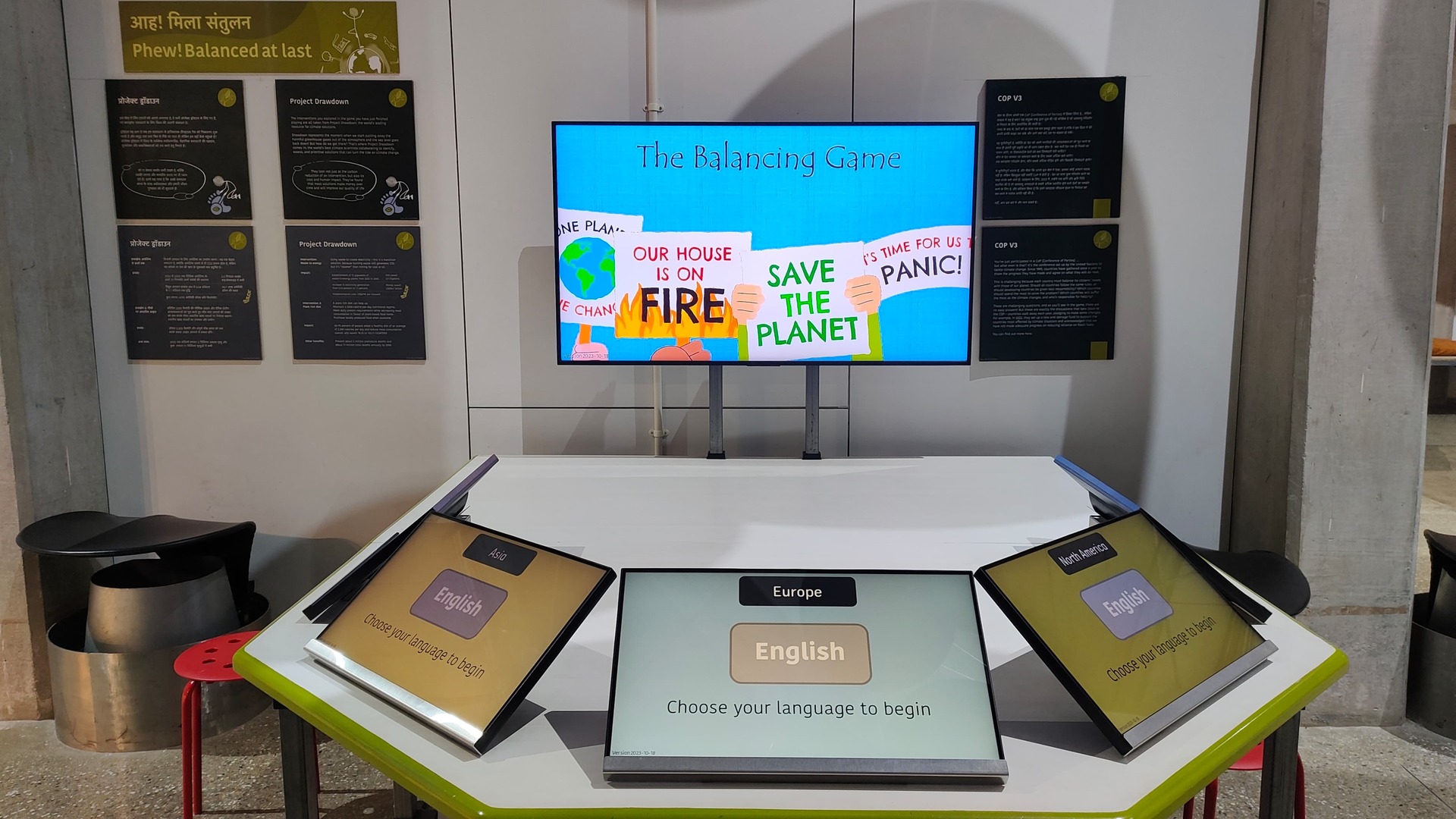The Balancing Game - Server based 5 player touchscreen game on saving environment (Using MonoGame)